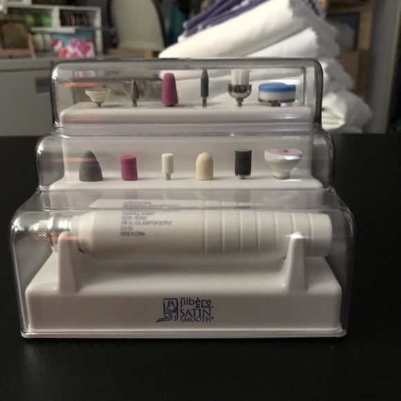 Satin Smooth Jilbere de Paris Other Satin Smooth Deluxe Manicure